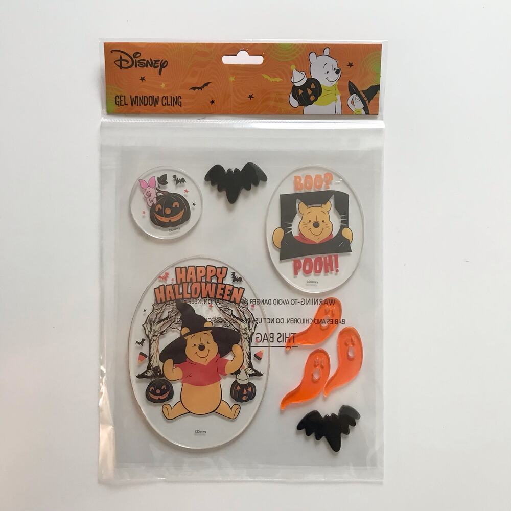3/$20 Disney Winnie The Pooh New In Package Set of 8 Halloween Gel Clings